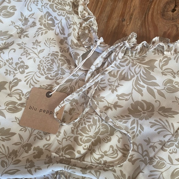 NWT Dress! - Picture 7 of 9